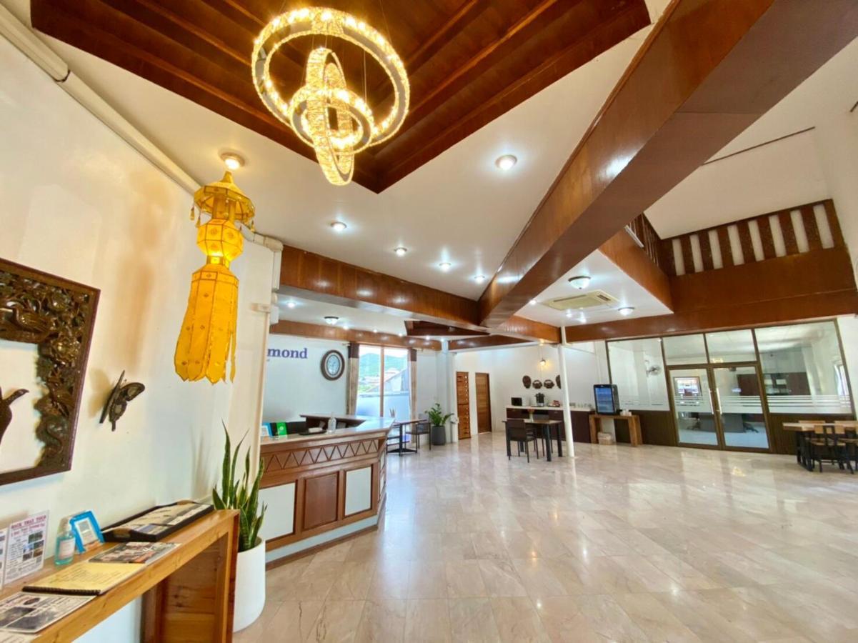 Hotel Diamond de pai Extérieur photo