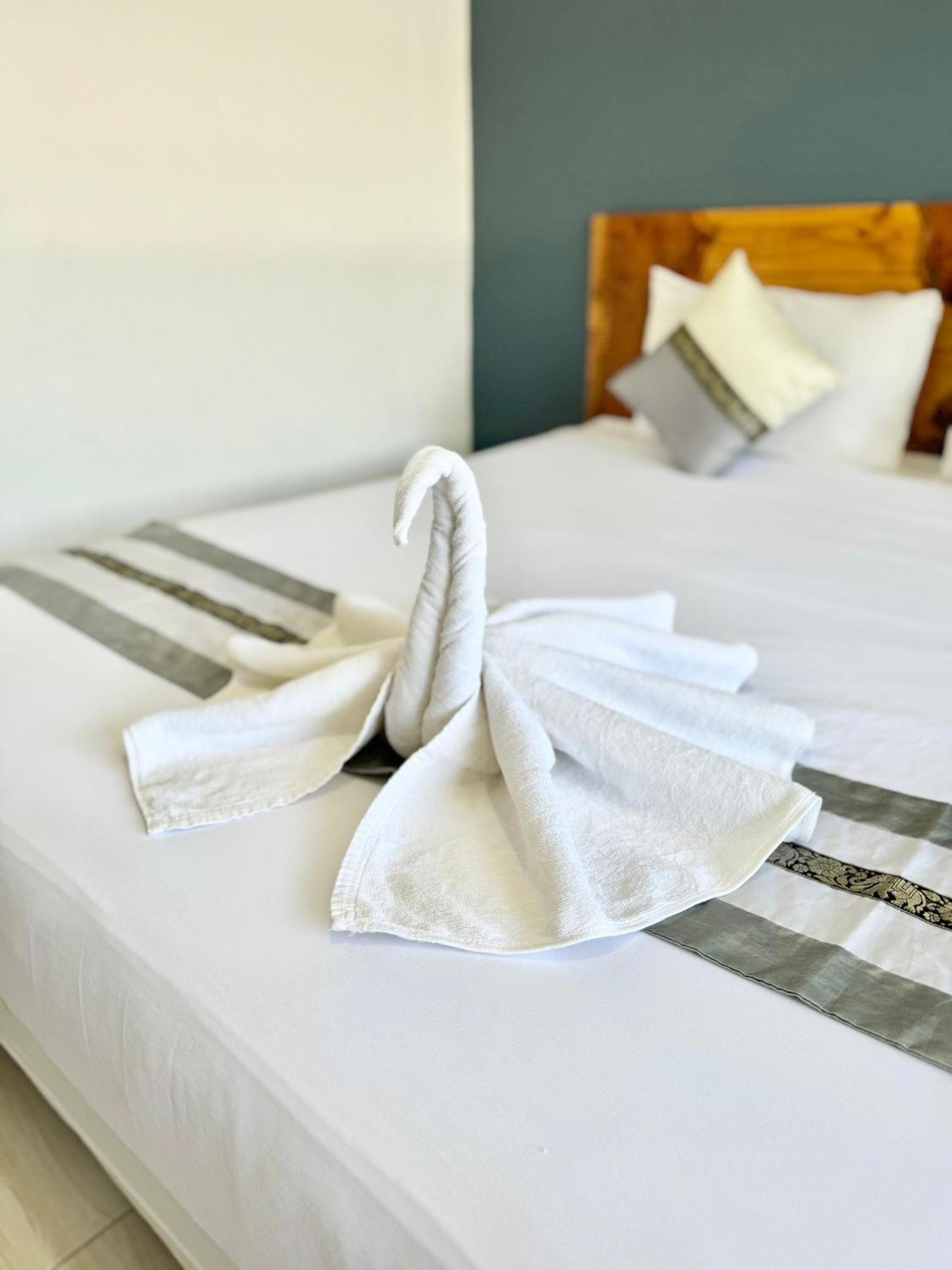 Hotel Diamond de pai Extérieur photo