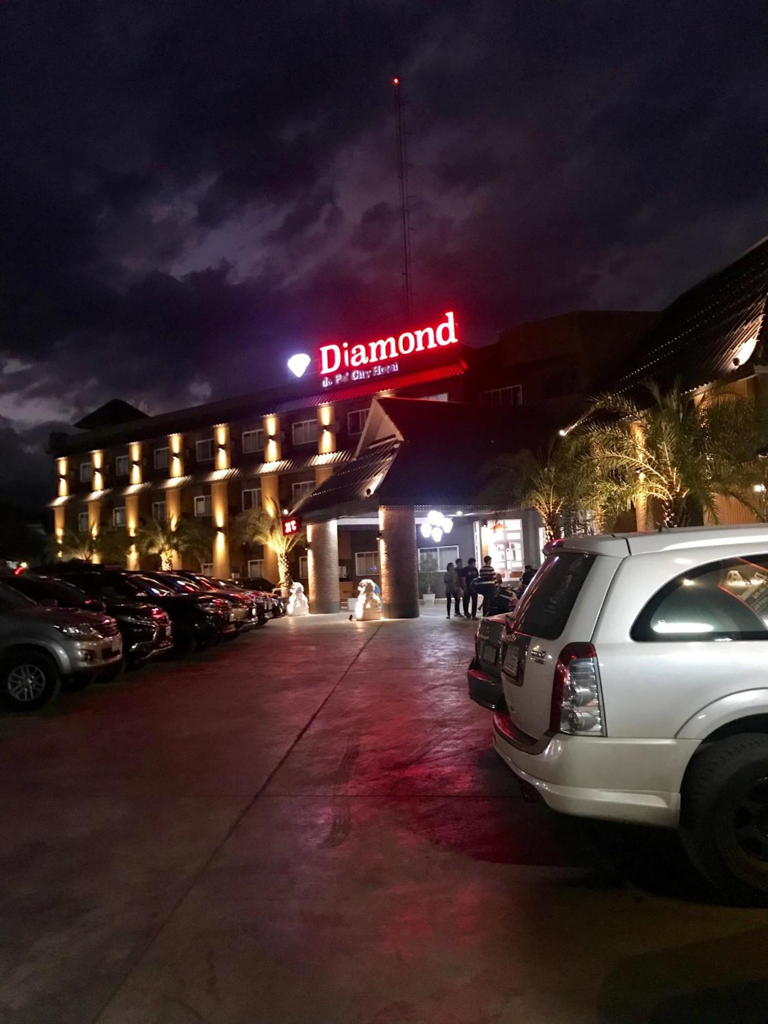 Hotel Diamond de pai Extérieur photo