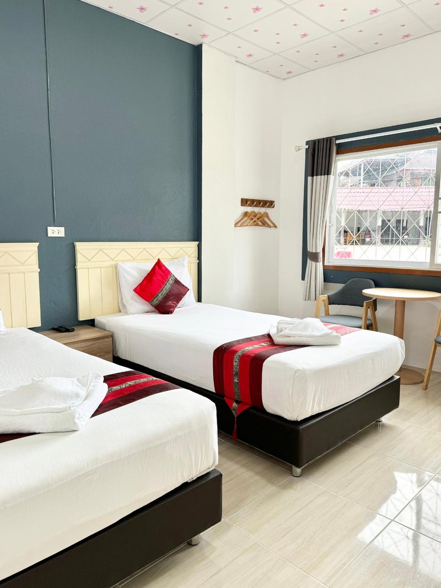 Hotel Diamond de pai Extérieur photo