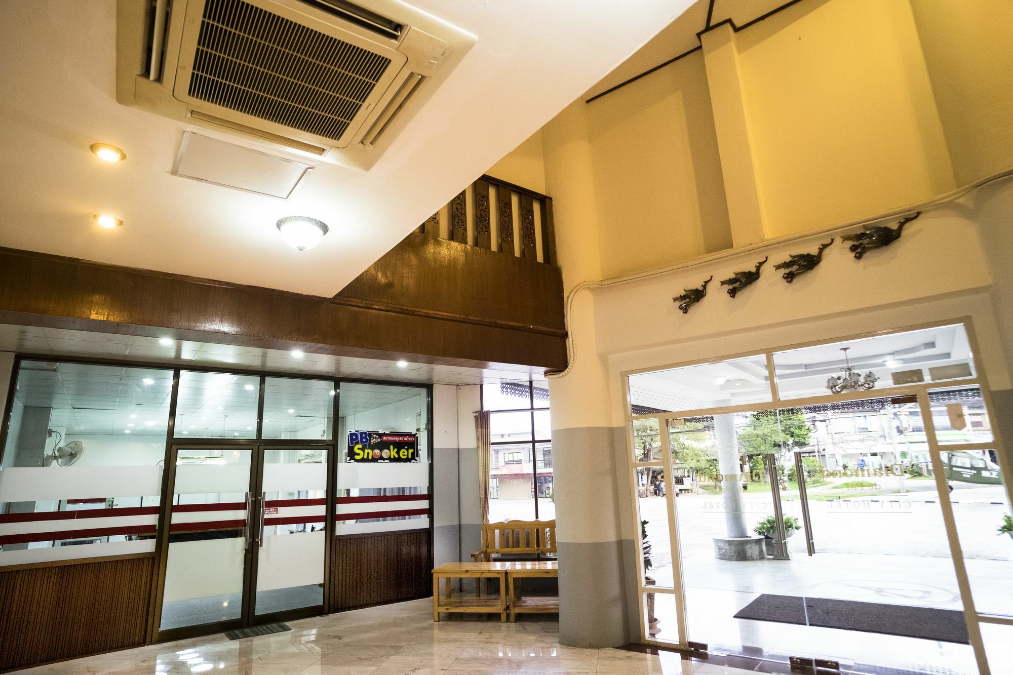 Hotel Diamond de pai Extérieur photo